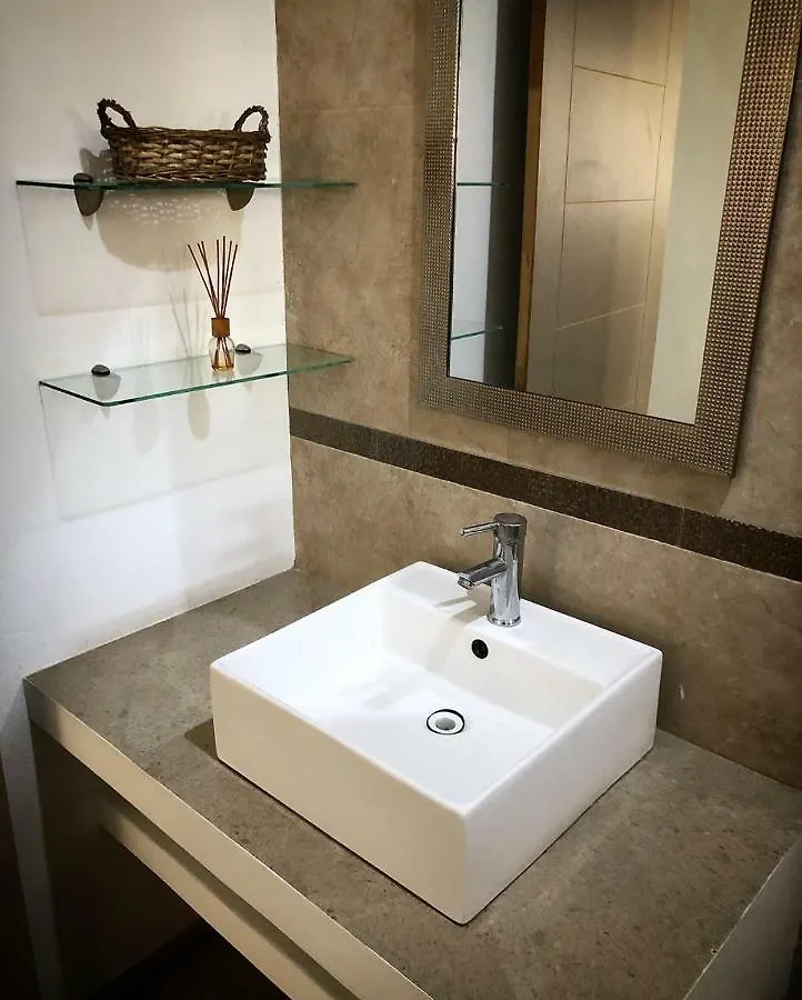 Kika Studios Playa del Carmen Guest house
